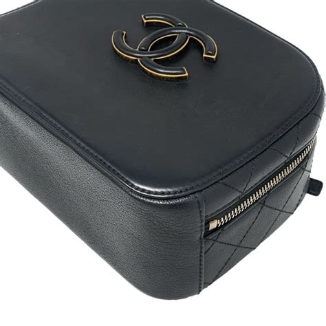 chanel coco curve|Chanel Small Coco Curve Vanity Bag .